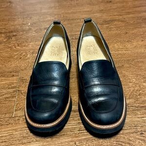 Naturalizer Black Leather Loafers